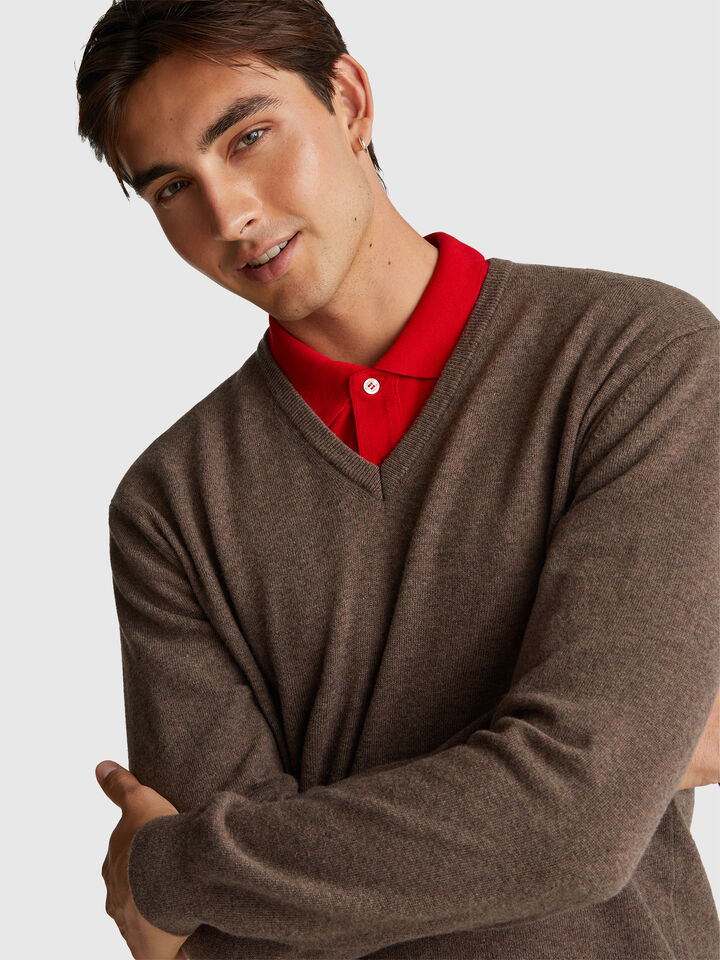 V NECK SWEATER L/S Men image number 4